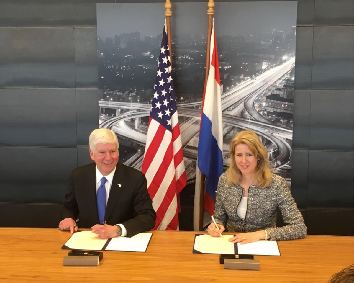 The Netherlands, Michigan sign automotive collaboration